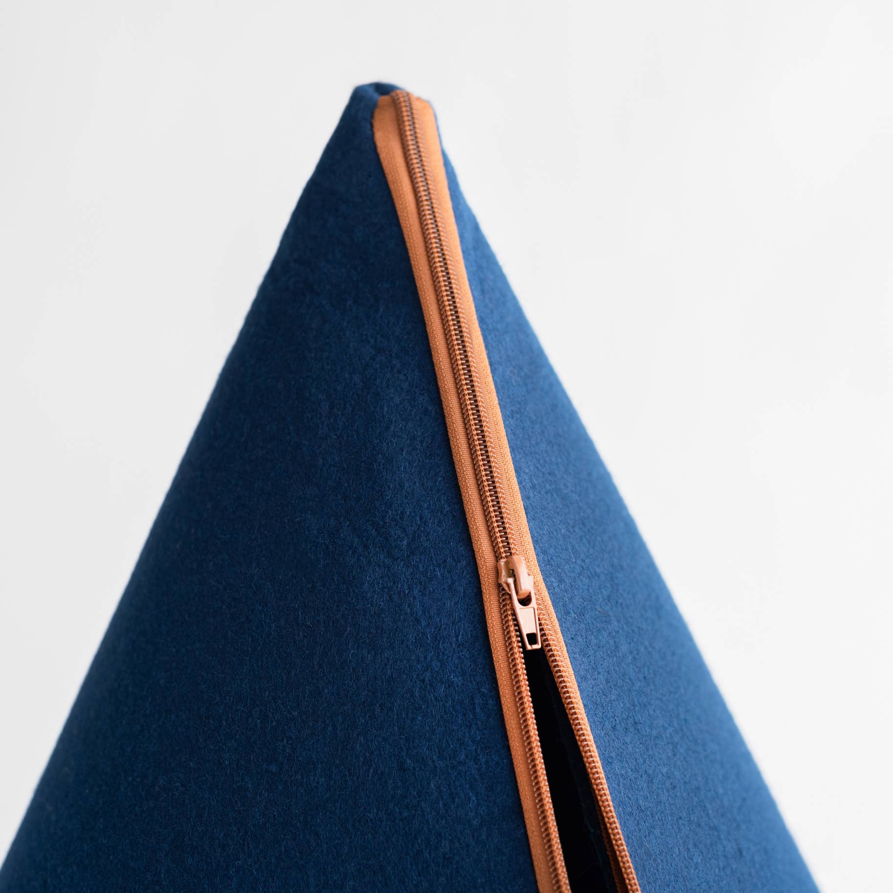 Nooee pet Pet Cave Lucy (M)