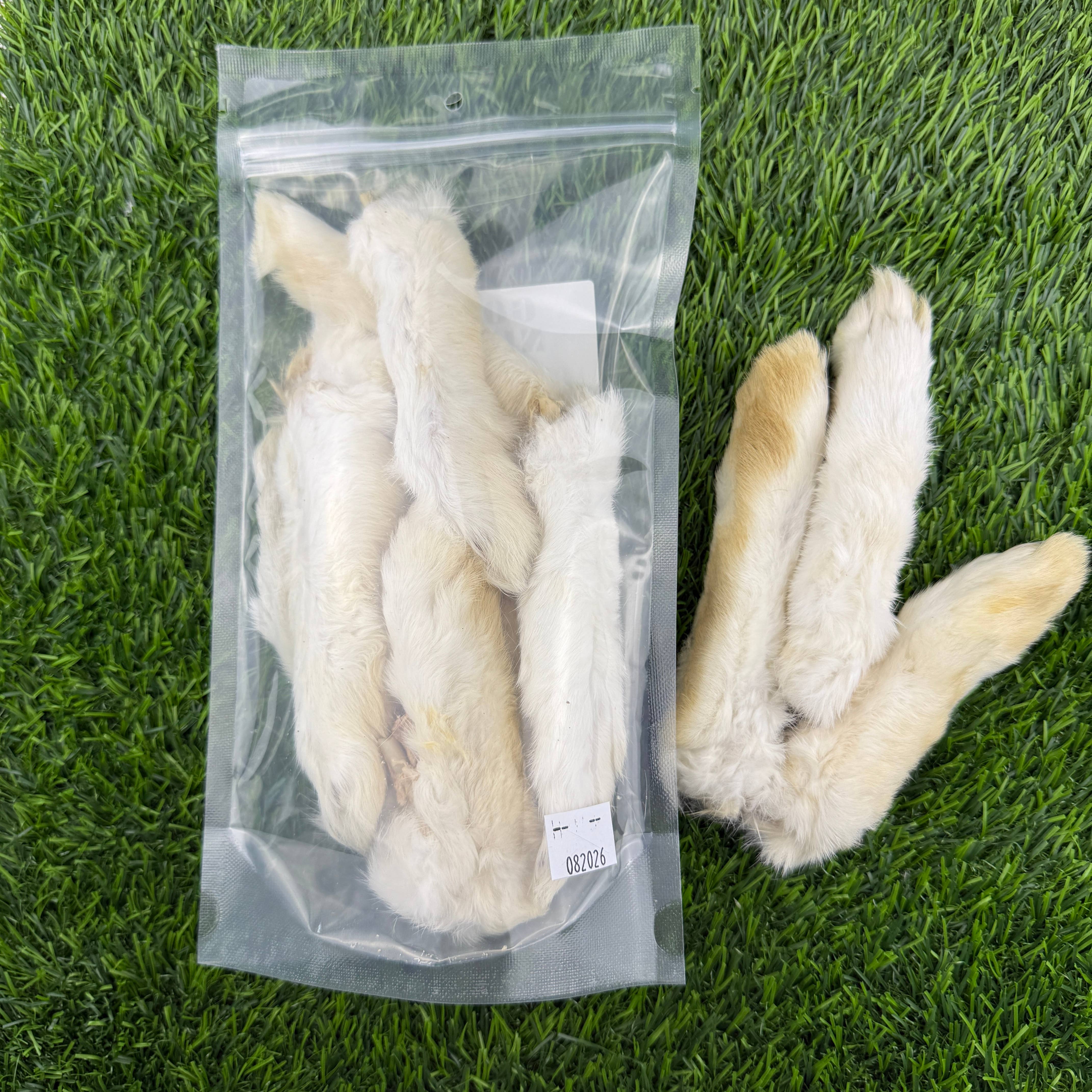 Golden Nibbles Rabbit Feet - Bag of 6