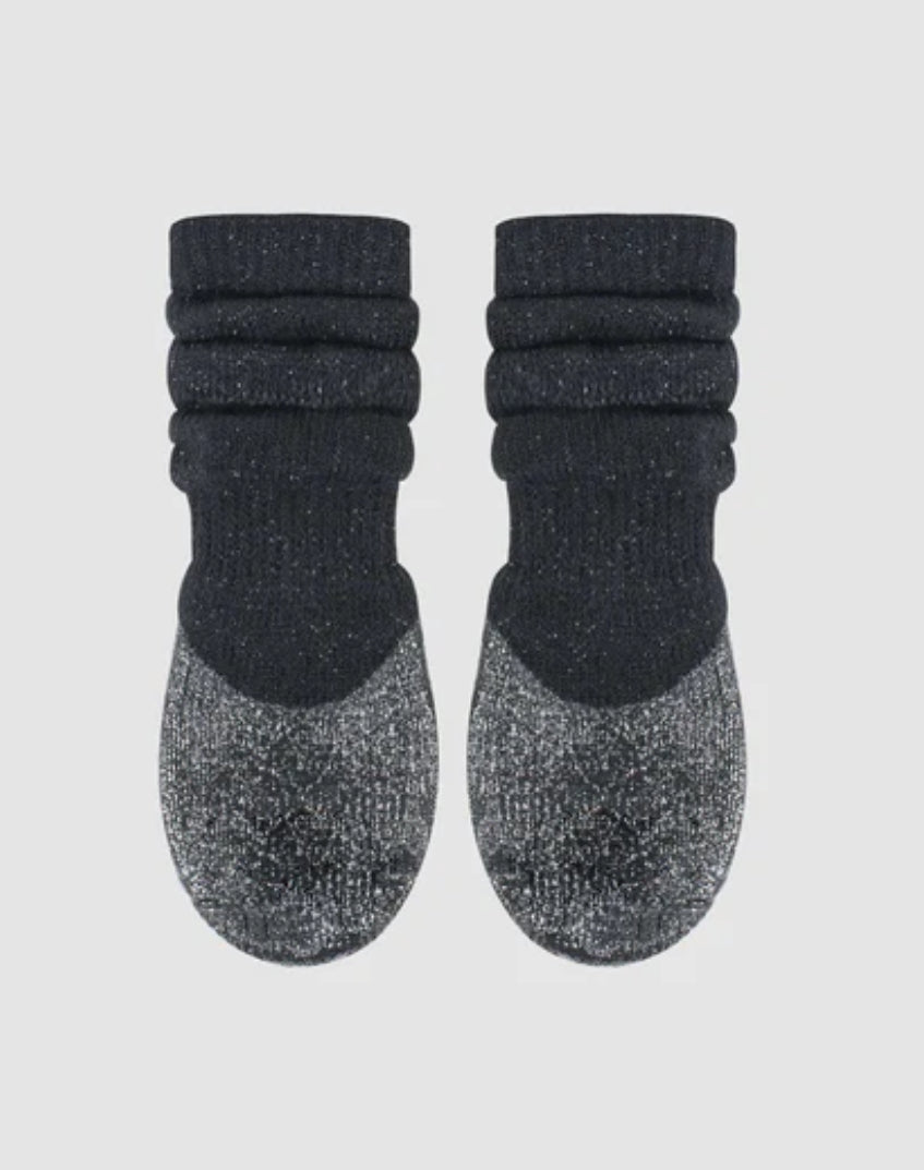 Canada Pooch Slouchy Socks Black