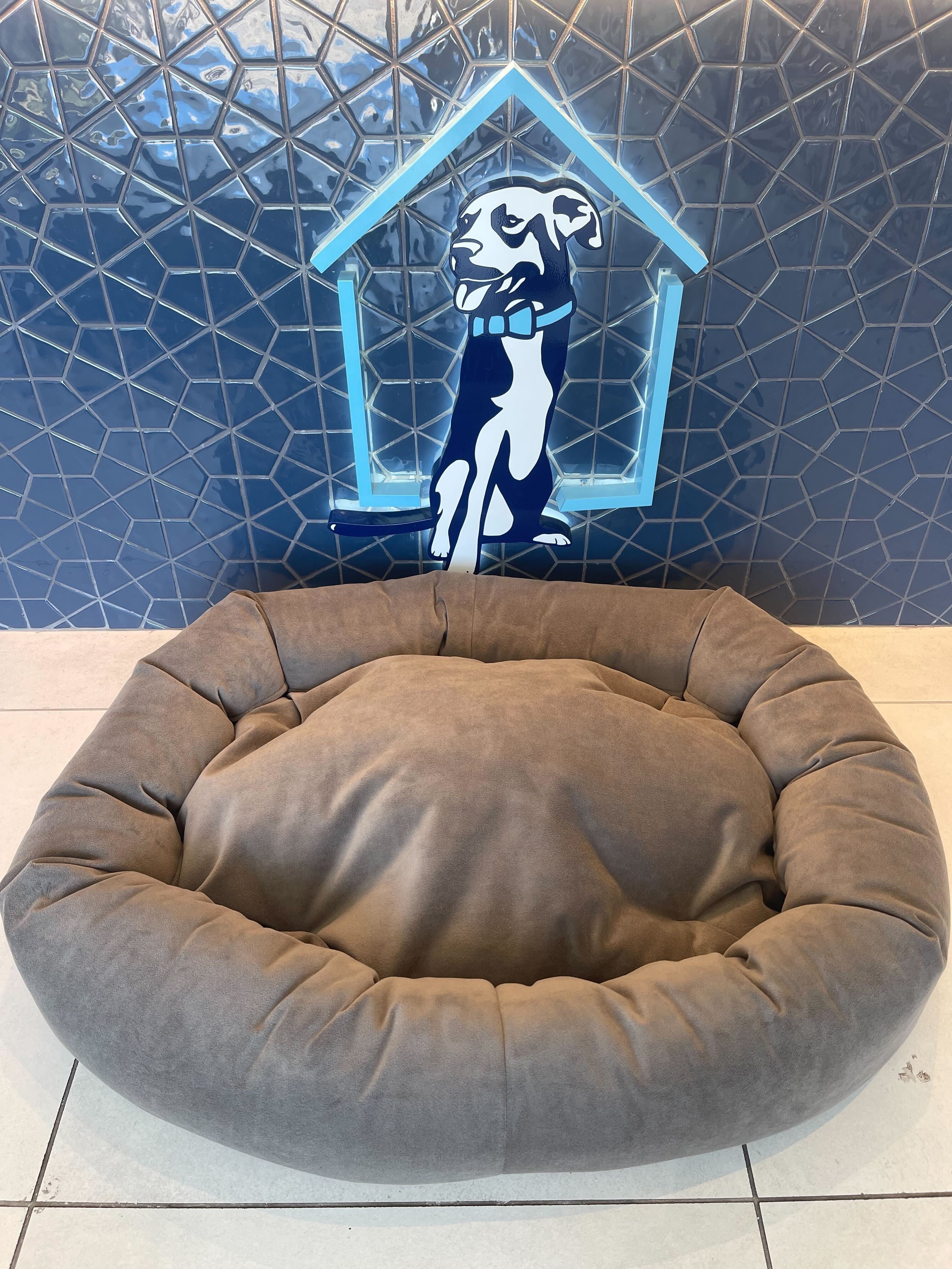 Aspens Robertson Round Grey-ish