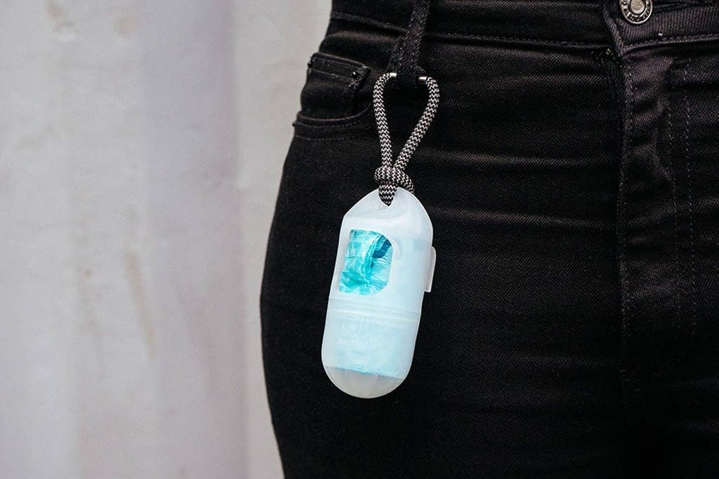 Zee.Dog Poop Bag Dispenser - Transparent