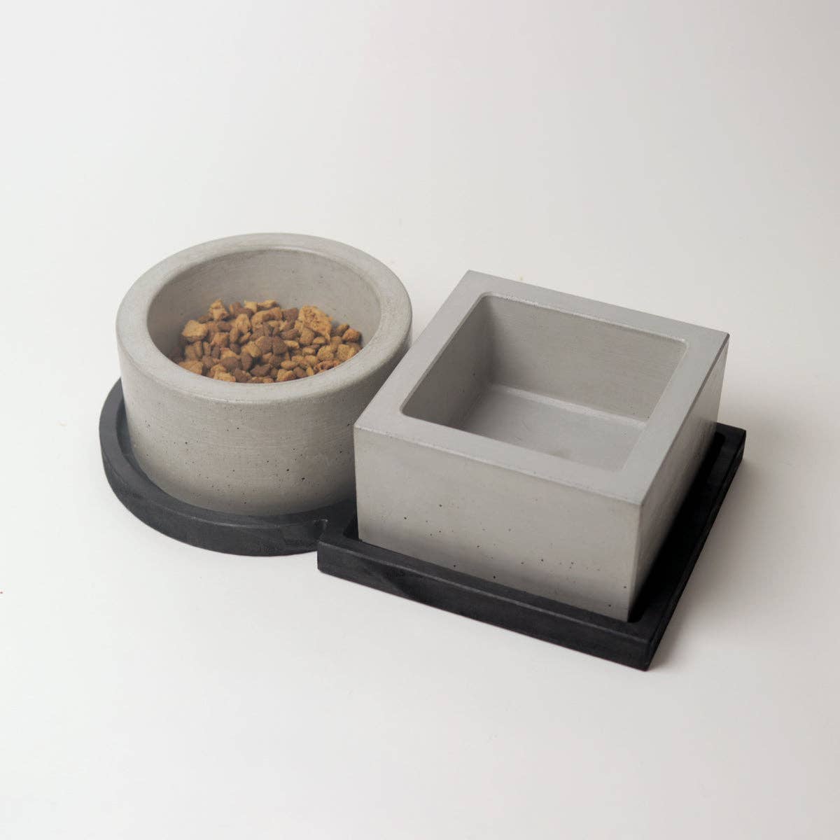 Ohio Workshop Concrete Large Dog Bowl