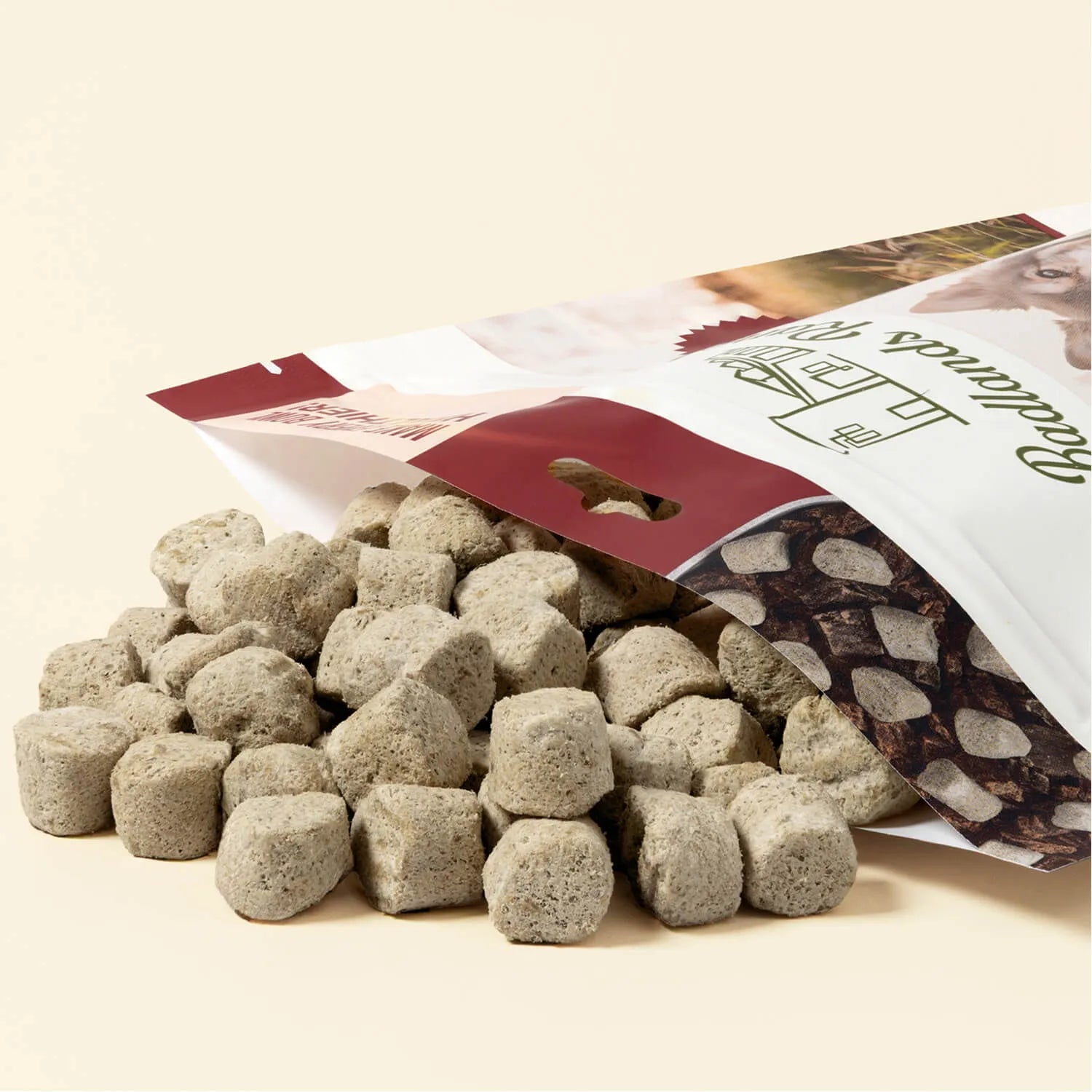 Badlands Ranch Superfood Nuggets Bison & Kale 8oz