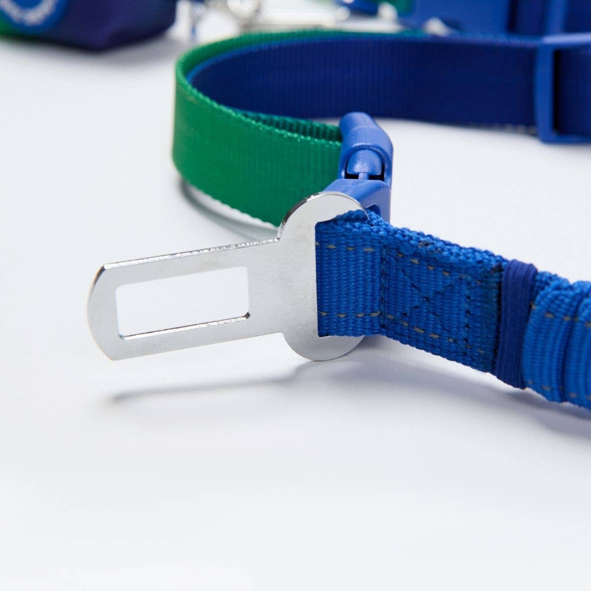 Spark Paws Multipurpose Seatbelt Handsfree Leash & Poop Bag Holder Set - Lime Wave